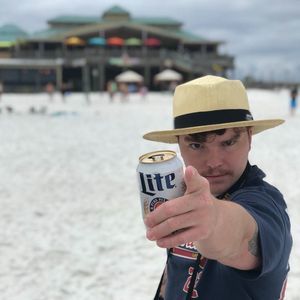 Meet your Posher, Chase